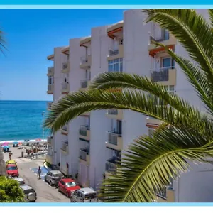 https://nerja-spain-flats-nsf10-torresol-studio.hotelsinnerja.org
